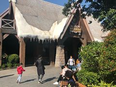 -横琴湾畔餐厅(长隆海洋王国白鲸剧场店)