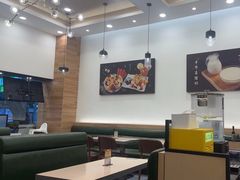 -佰搭果·广式茶餐厅(西华路店)