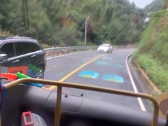 -安吉龙王山峡谷漂流