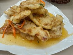 -老码头黑皮肘子锅包肉熏酱水饺(文政街店)