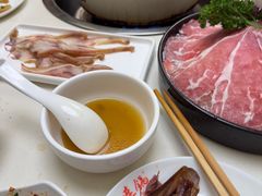 -土连锅·现熬养生汤锅(梁家巷店)