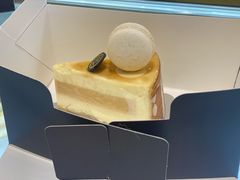 香草焦糖切片蛋糕-PAUL LAFAYET 法式甜品(深圳湾万象城店)