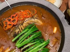 家烧鱼头-青年公社烤鸭(青年路店)