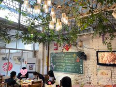 大堂-龙桥私厨·姜花菊花过桥鱼·顺德菜(容桂店)