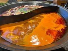 -鹿鸣山草本茶香火锅(园西路店)