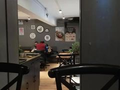 -新澳港式茶餐厅(余姚路店)