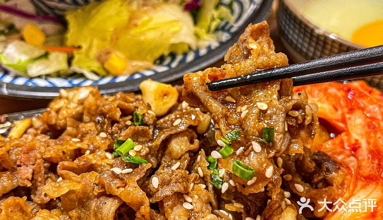 武汉首家三文鱼寿司甜甜圈 日料 🍣