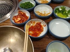 -明洞阿姨·韩式酱蟹烤肉·创意料理(三元桥店)