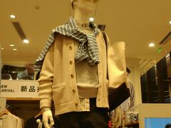 -优衣库(深圳万象天地旗舰店)