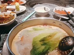 -阪尚皇·原切牛排·烤肉火锅自助(北京路店)