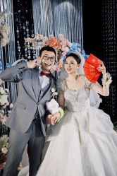 -NaNa婚纱礼服馆