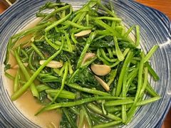 -俊屋料理·烧鸟·寿司·日泰融合菜(星际云汇店)