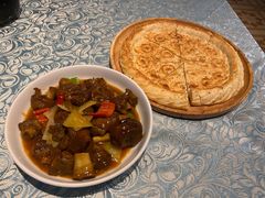胡辣羊蹄-巴扎美食·新疆菜·西域歌舞表演餐厅(新疆大厦店)