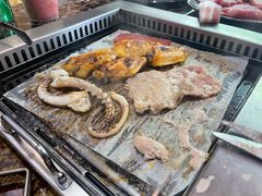 -牛里牛气· 榴莲海鲜鲜牛肉自助火锅·烤肉(横岗店)