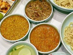 -裕兴记•蟹黄面馆(人民广场店)