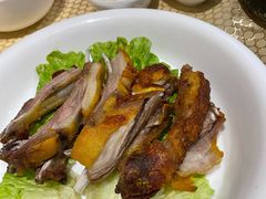 馕坑果木烤羊排-巴扎美食·新疆菜·西域歌舞表演餐厅(新疆大厦店)