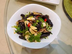 无骨乌鸡爪-三猫黑鱼花(南大店)