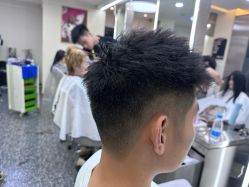-东梵造型·烫发染发接发连锁SALON