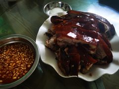 -黄记四更烤乳猪店