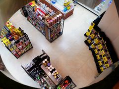 -全家便利店(南峰中心店)