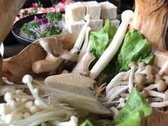 -捞王锅物料理(上海世茂广场店)