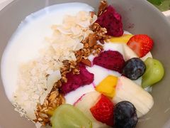 时令水果酸奶碗-O'mills Sourdough Bakery&Bistro(永嘉路店)