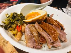 金奖卤鹅肉饭-陈鹏鹏潮汕菜(宝安机场T3航站楼店)