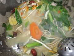 -姚记抚仙湖石锅鱼庄