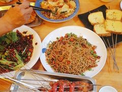 -六福烧烤酒馆(秦隆步行街店)