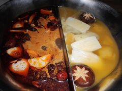 -湊湊火锅·茶憩(上海合生汇店)