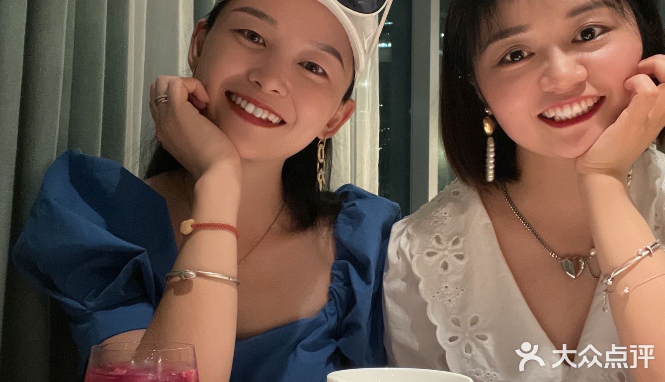 超级好看好吃的一家店