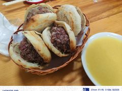-闫家驴肉火烧(五四店)