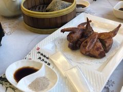 秘制红烧乳鸽-香云轩·顺德菜(香云纱园林酒店店)