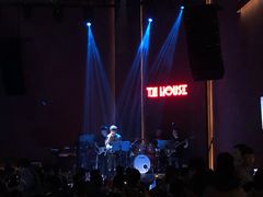 -TZ House音乐现场(来福士中心店)