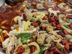 -二荆条·蜀鲜汇城市森林火锅