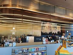 -星巴克臻选(上海虹桥新天地三店)