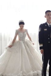 -沐澜婚纱礼服美妆馆(豪润风尚国际店)