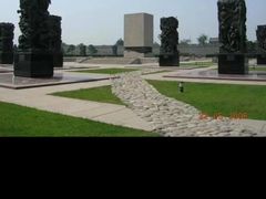 -中国人民抗日战争纪念雕塑园