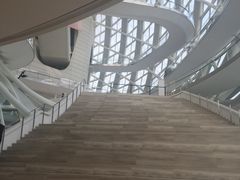 -凤凰中心