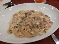 松露意大利宽面配菌菇-WOLFGANG PUCK KITCHEN & BAR(迪士尼小镇店)