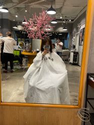 -时尚殿堂明星门店