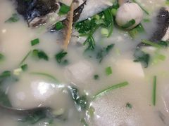 -姜君·千岛湖鱼头馆(浦东大道店)