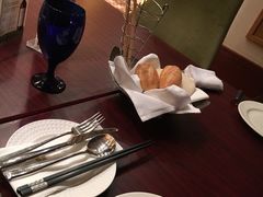 -香格里拉鱼跃地中海西餐厅·牛排披萨