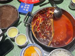 -憨铁匠老火锅(龙岗万科里店)