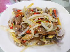 -小辣妹川味海鲜加工店(第一市场椰风巷店)