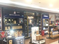 -日上免税店(三径路t3店)