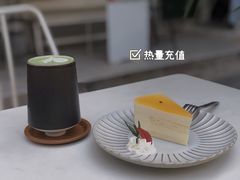 百香果椰汁慕斯-彳亍咖啡·这里(水湾路店)