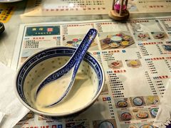 -广信牛奶甜品世家(台东店)