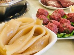 苕粉-朱氏胖子烂火锅(洪崖洞店)