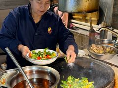 -鱼窝棚柴火铁锅炖(富山屯店)